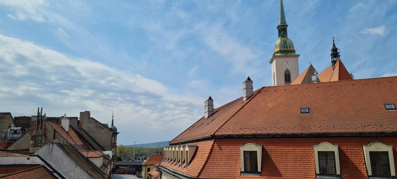 Extralarge Queen Room In The Heart Of Bratislava With Terrace Exteriér fotografie