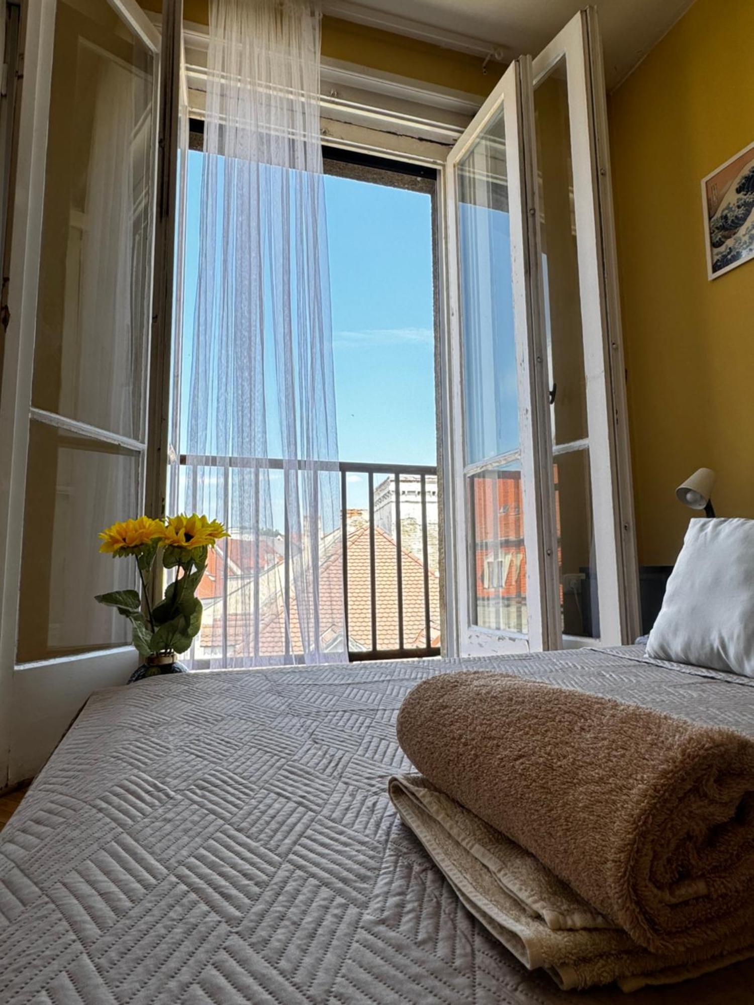 Extralarge Queen Room In The Heart Of Bratislava With Terrace Exteriér fotografie