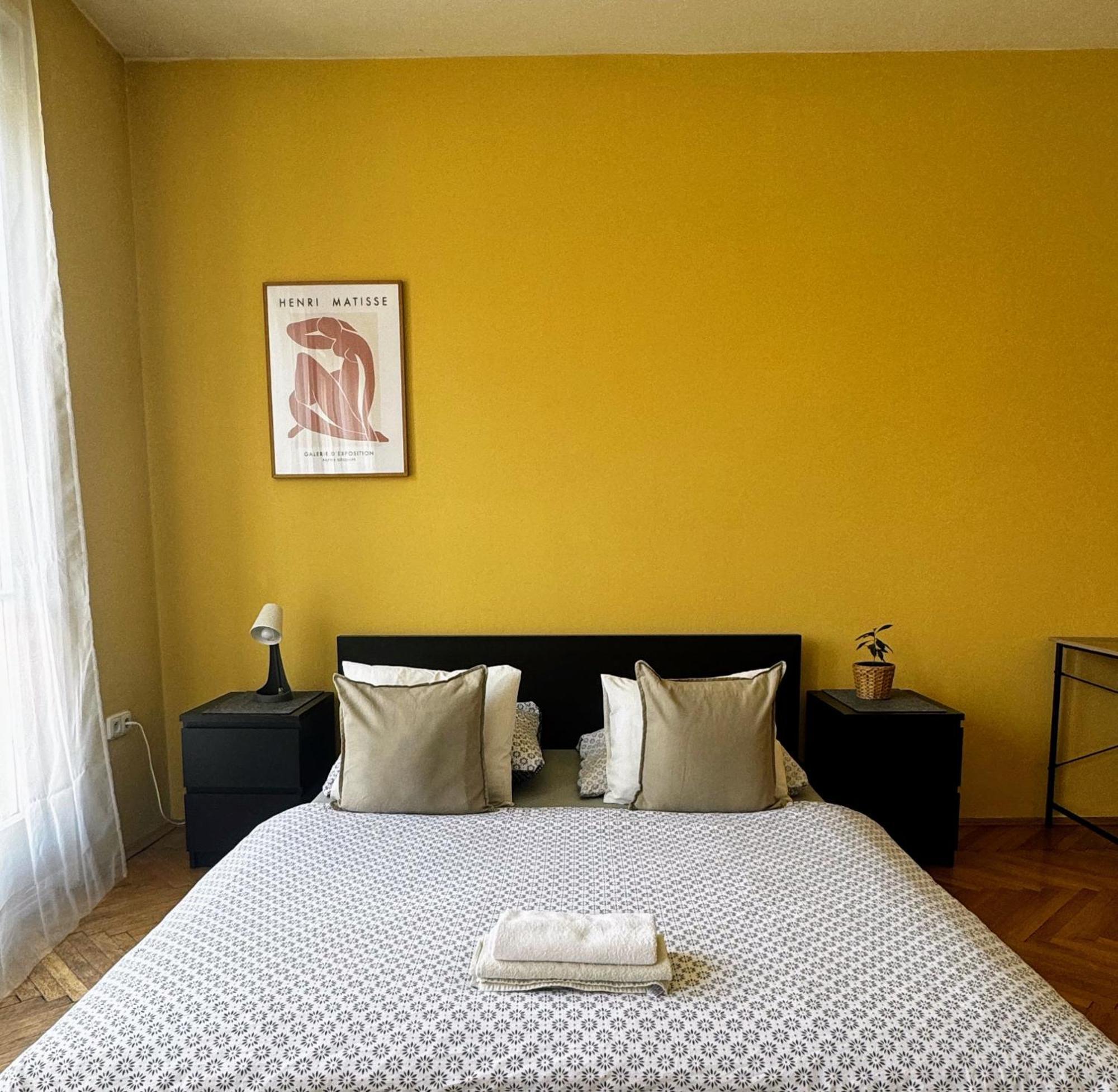 Extralarge Queen Room In The Heart Of Bratislava With Terrace Exteriér fotografie